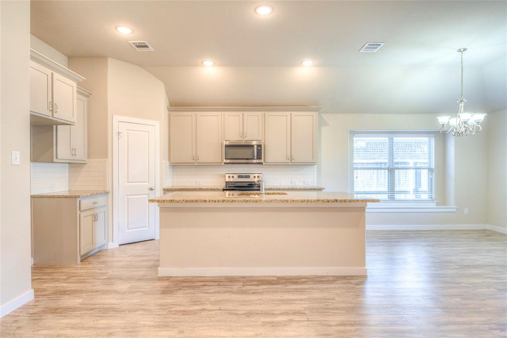 Prominence Square Ph Iia - Residential Lease