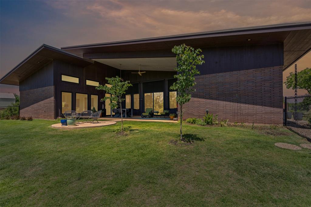 9411 King Air Drive