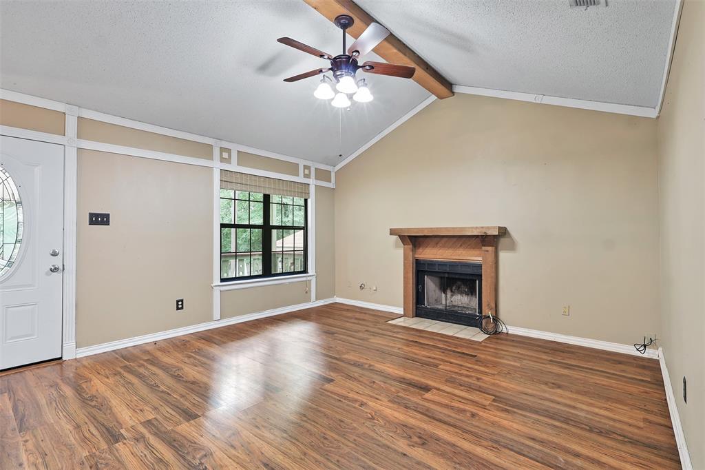 194 Oak Shadows Cove Cove