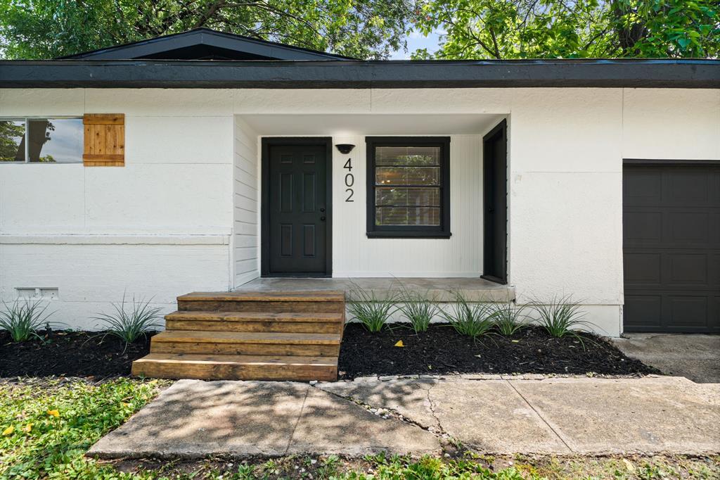 402 E Linda Drive