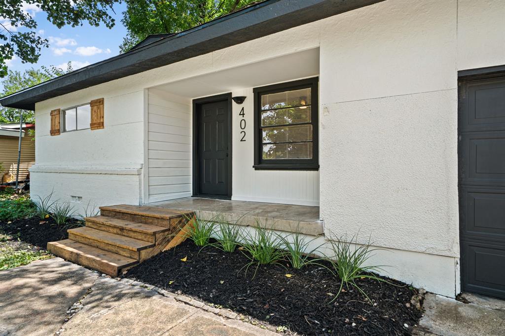 402 E Linda Drive