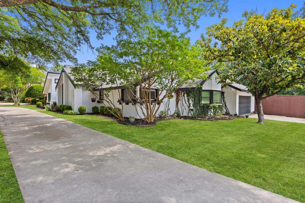 9402 Spring Hollow Drive