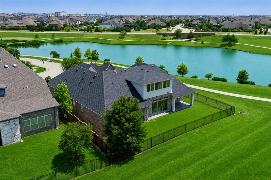 4550 Honeyvine Lane