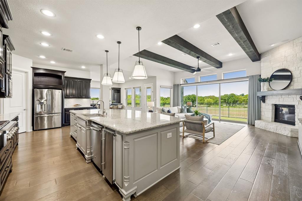 4550 Honeyvine Lane