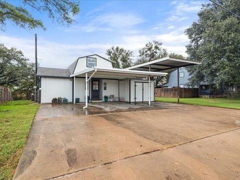 A home in Granbury