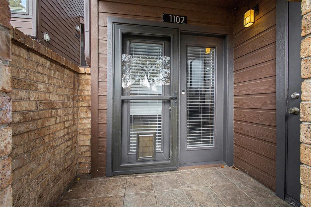 Oak Creek Condo - Residential