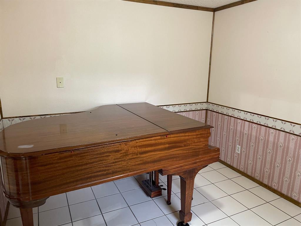 HOWARD, BENJAMIN F - Residential