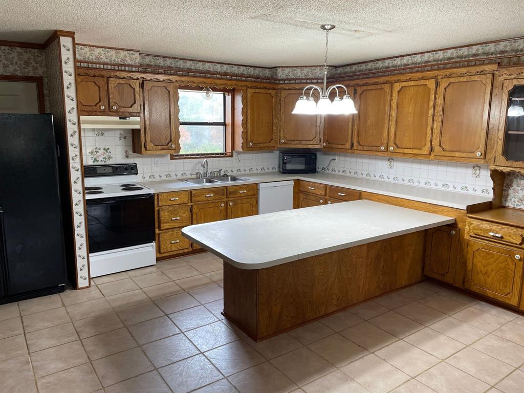 HOWARD, BENJAMIN F - Residential