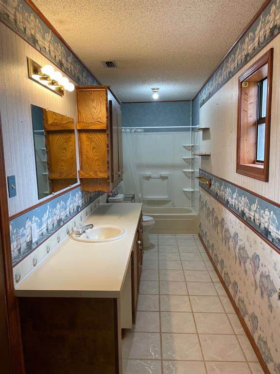 HOWARD, BENJAMIN F - Residential