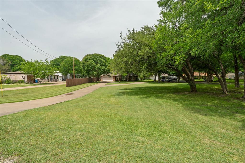 2314 Lakewood Court