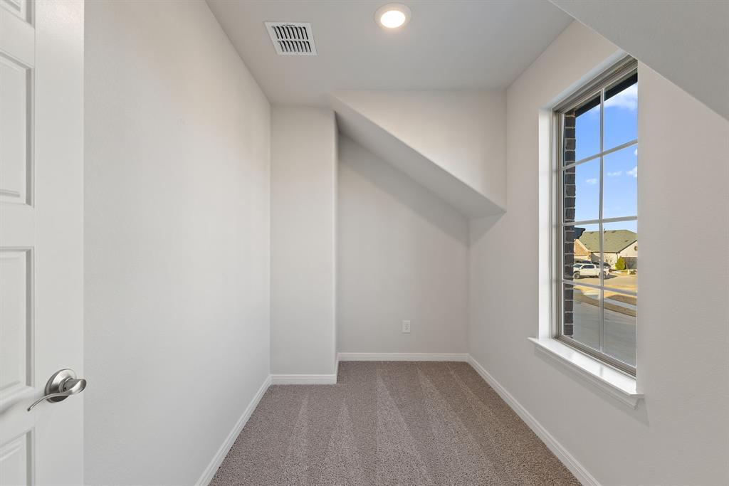 Mantua Point - Residential