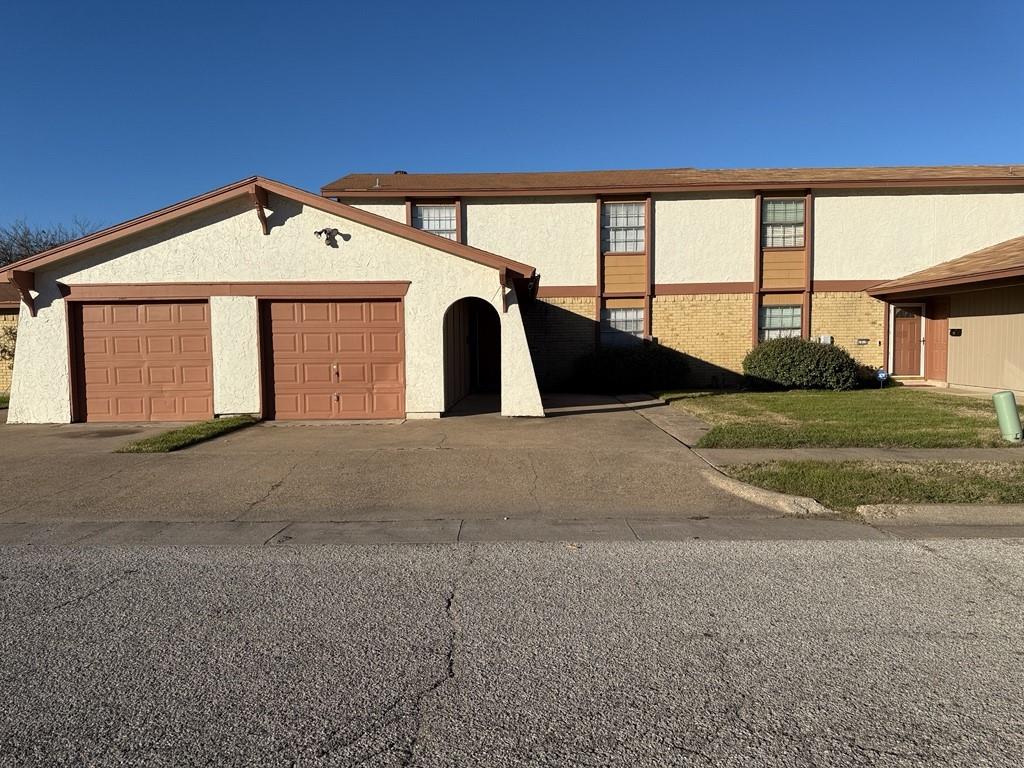 Rolling Meadows Twnhs - Residential Lease