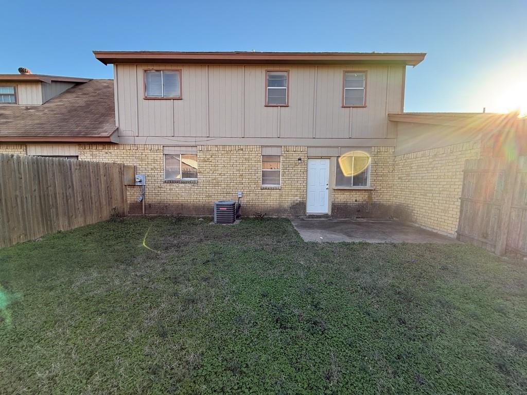 Rolling Meadows Twnhs - Residential Lease