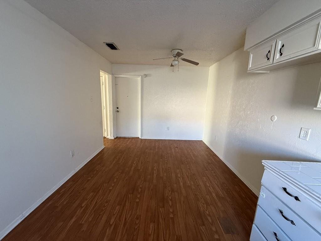 Rolling Meadows Twnhs - Residential Lease