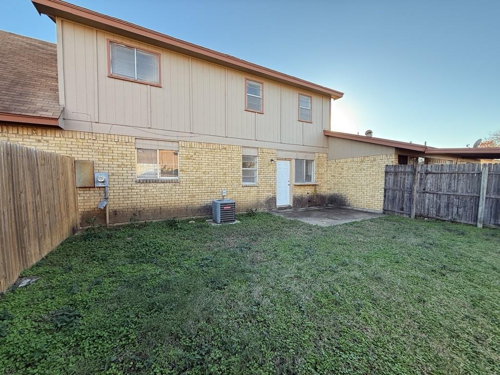 Rolling Meadows Twnhs - Residential Lease