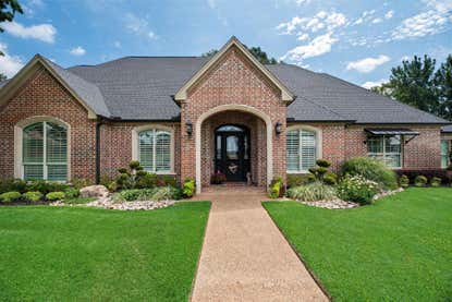 2000 Scott Pl – Investment Home