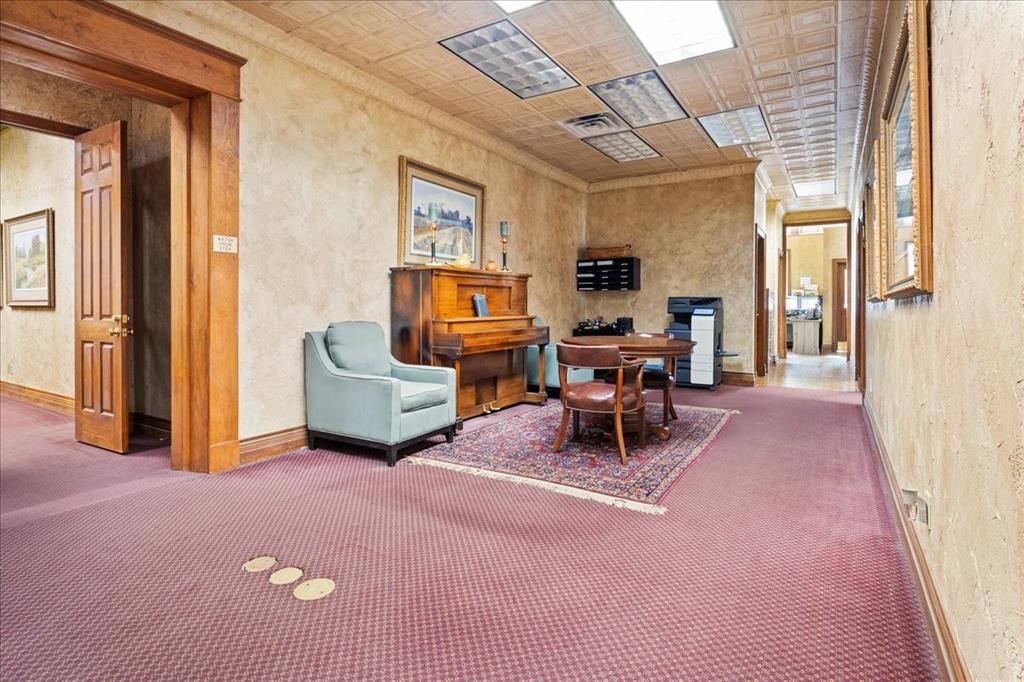 Original Cleburn - Commercial Sale