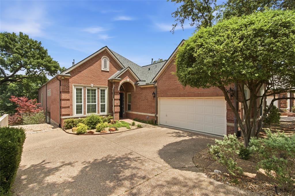 3033 Greenhill Drive