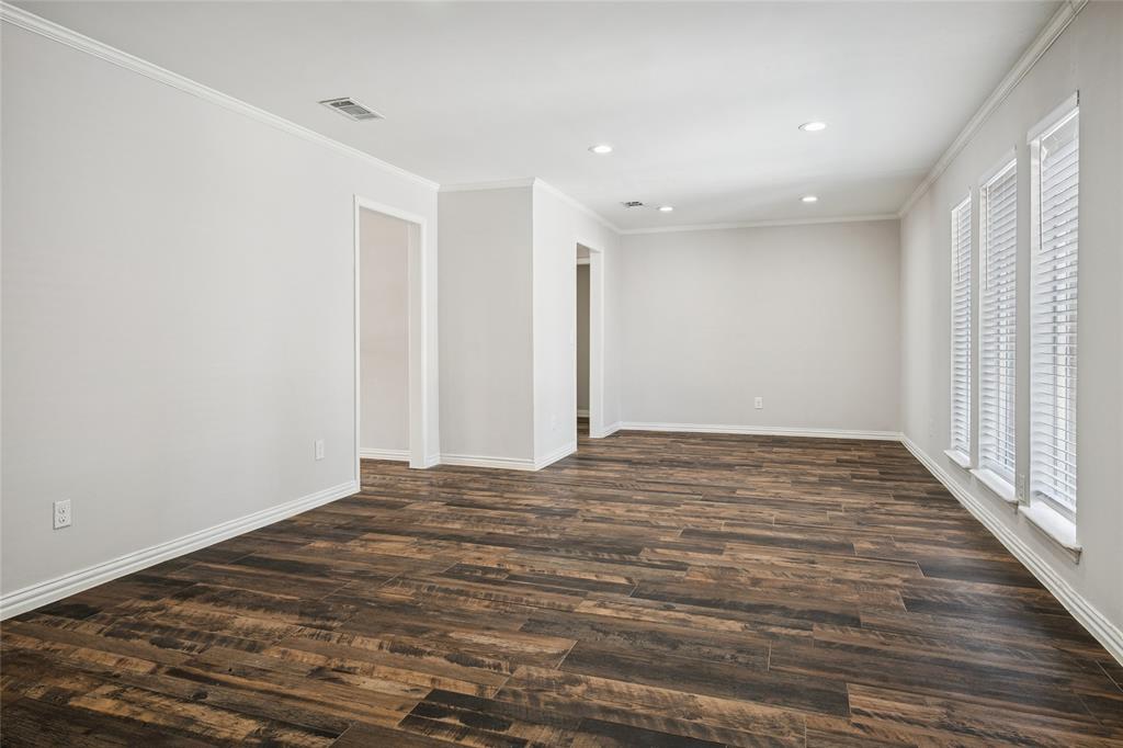 1604 Northcrest Drive