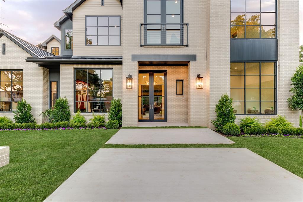 Williams-Caruth Terrace - Residential