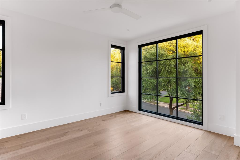 Williams-Caruth Terrace - Residential