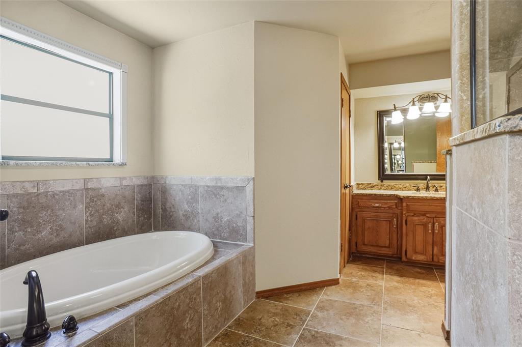 Lake Country Estates Add - Residential