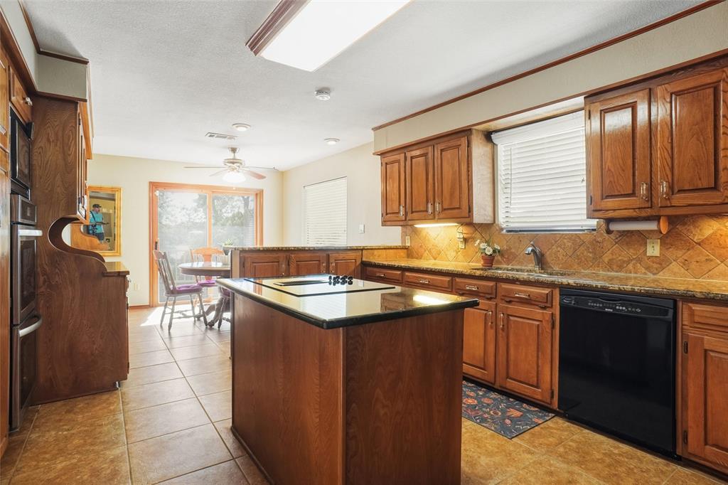 Lake Country Estates Add - Residential