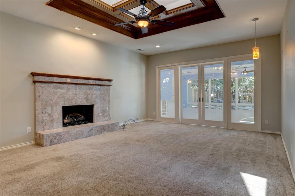 920 Raywood Circle