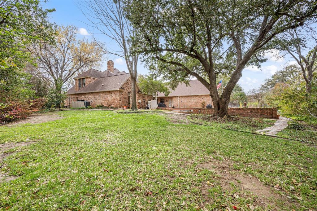 Woodland Hills Colleyville - Residential