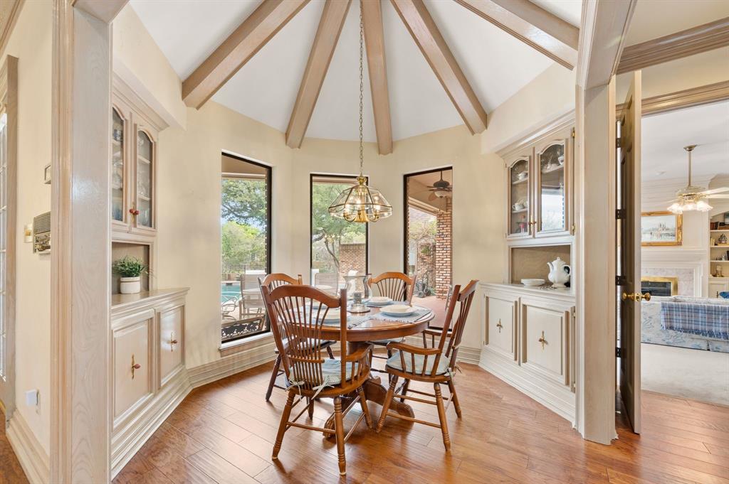 Woodland Hills Colleyville - Residential