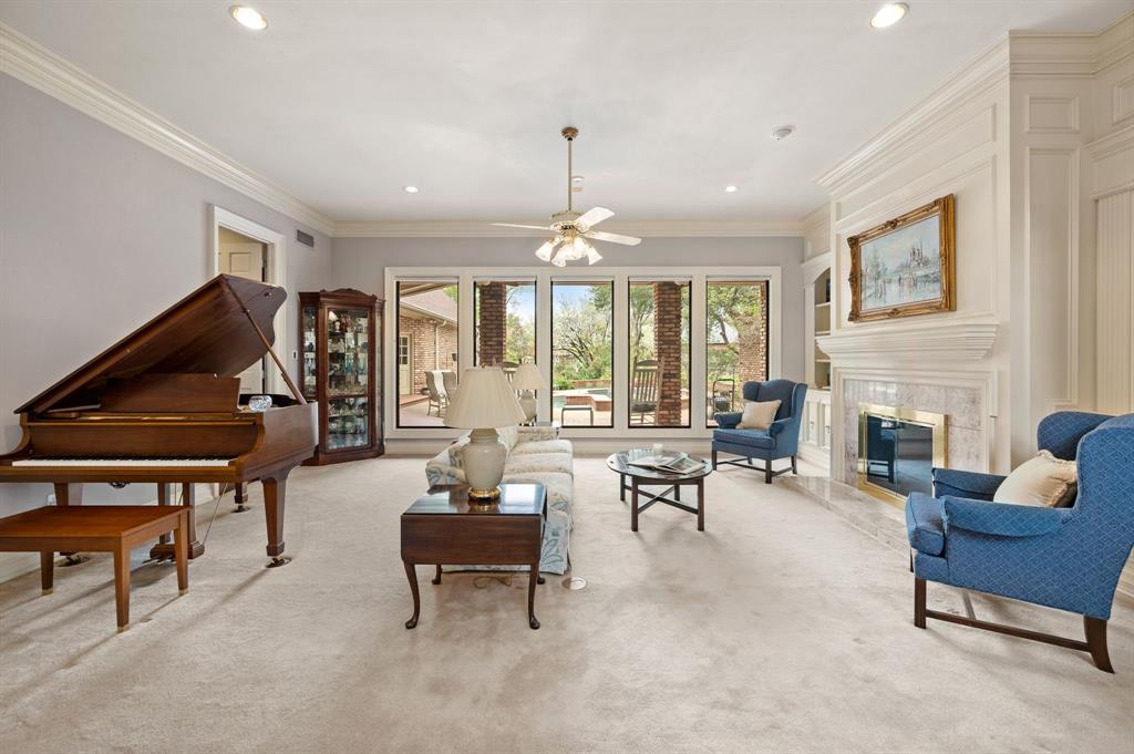 Woodland Hills Colleyville - Residential