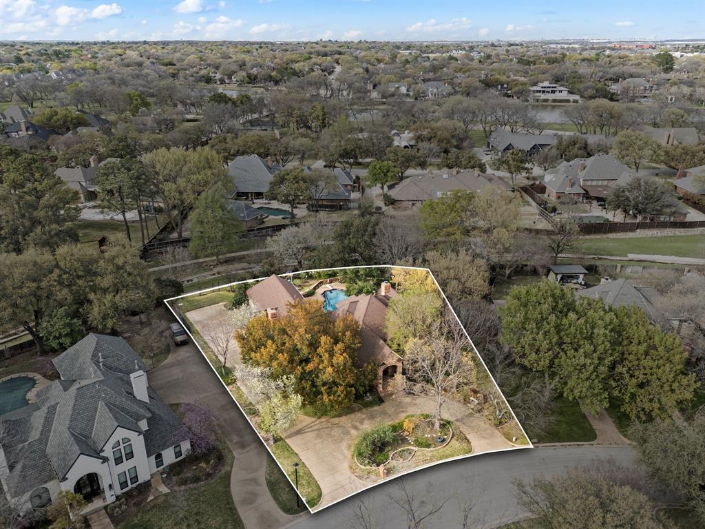 Woodland Hills Colleyville - Residential