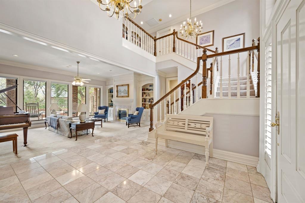 Woodland Hills Colleyville - Residential