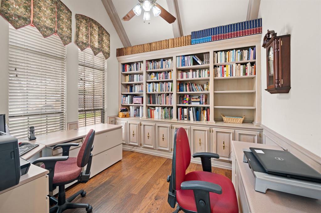 Woodland Hills Colleyville - Residential