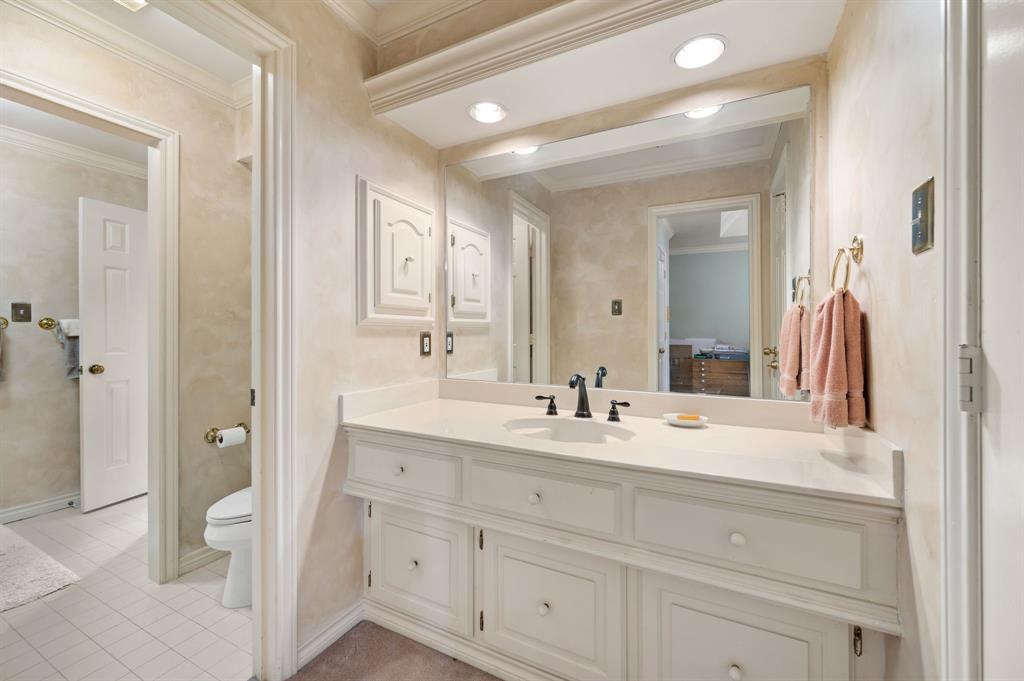 Woodland Hills Colleyville - Residential