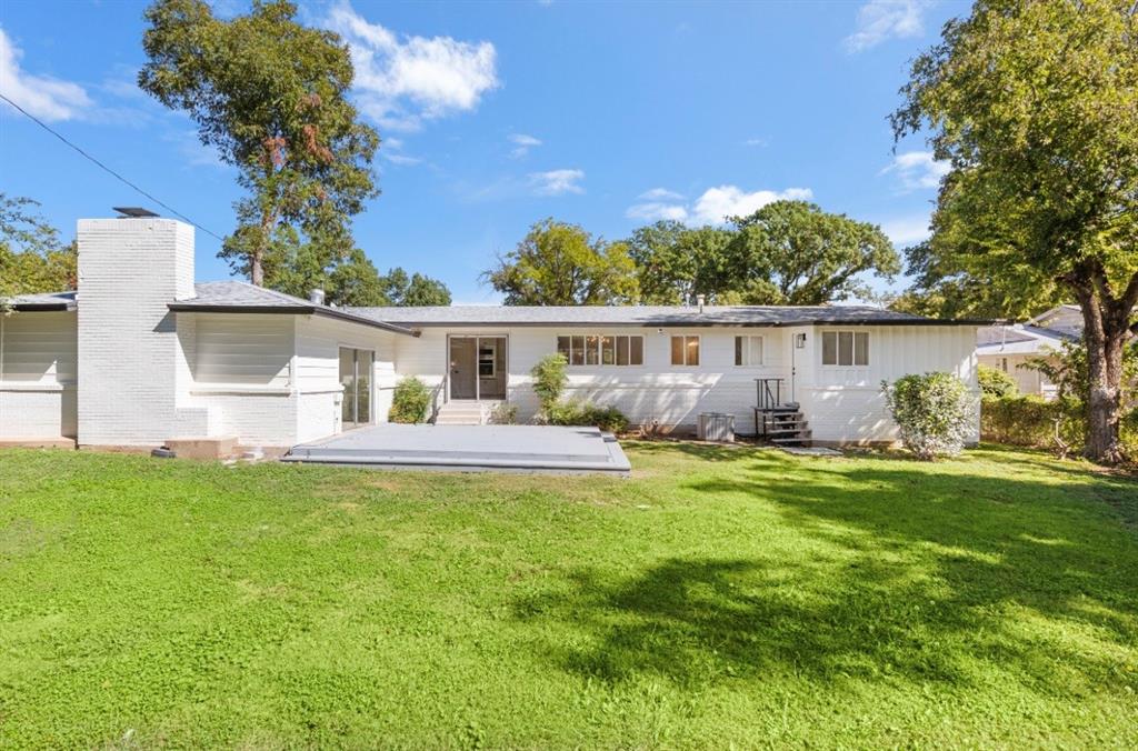 1608 Scenery Hill Road