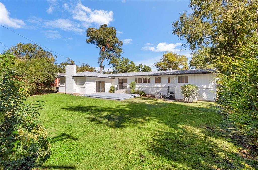 1608 Scenery Hill Road