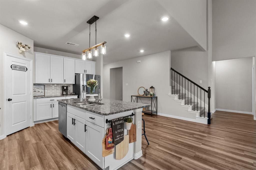 2132 Sun Star Drive
