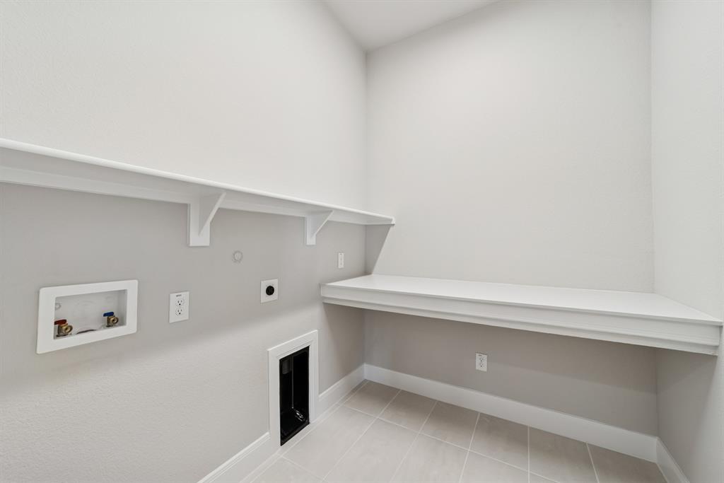 Mantua - Residential