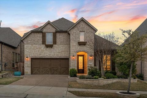 4516 La Roche Avenue Carrollton TX 75010
