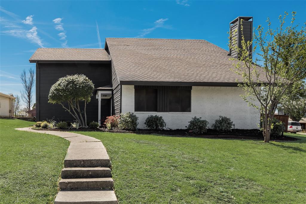 1700 Hartford Drive