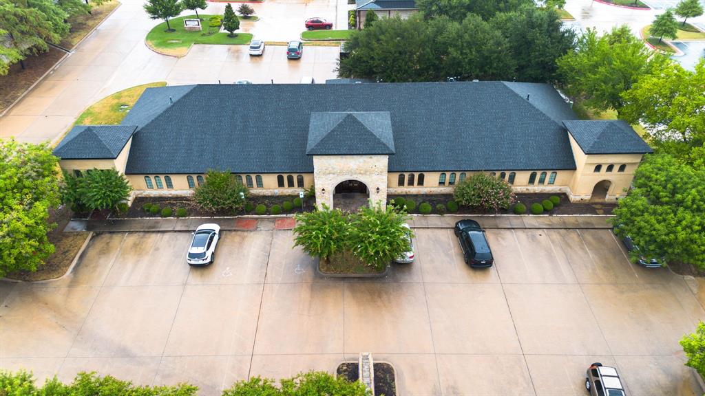 1727 Keller Parkway