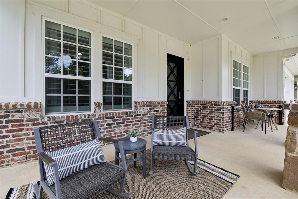 312 Hollow Way