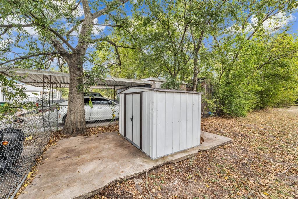 Mart Ot - Residential