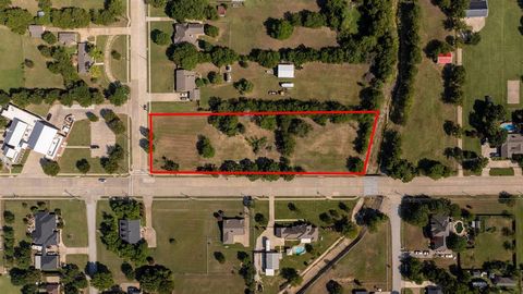 7405 Hightower Drive North Richland Hills TX 76182