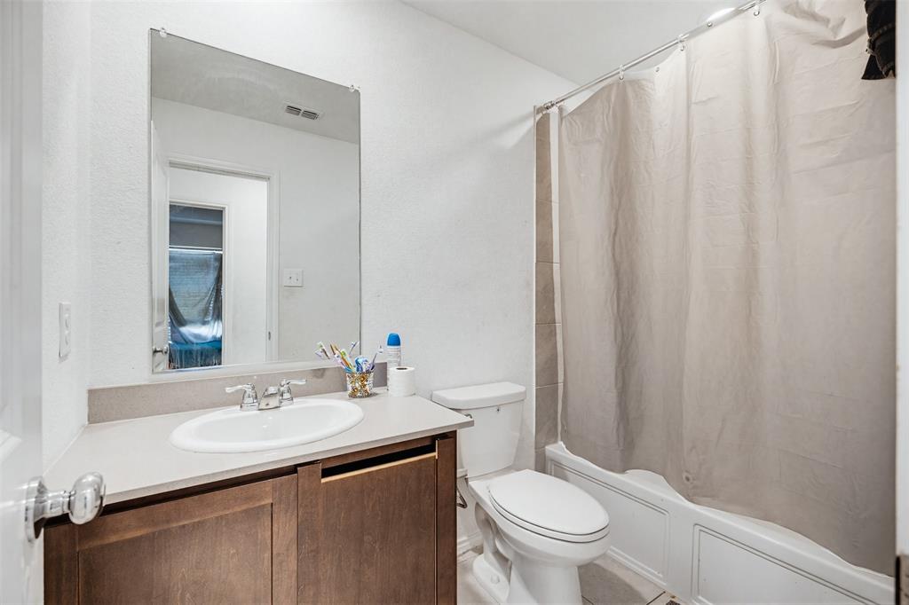 Risinger Court Condos - Residential