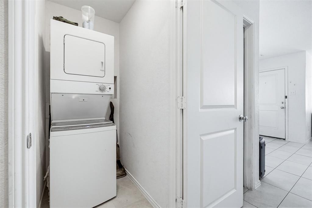 Risinger Court Condos - Residential