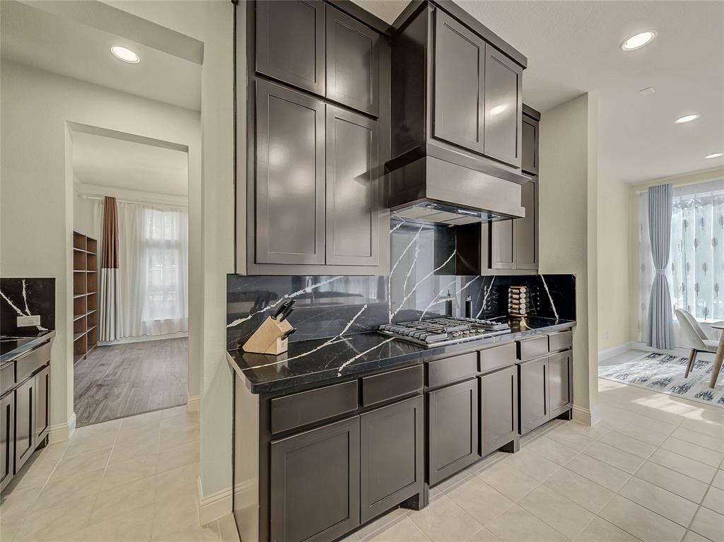 1019 Devonshire Drive