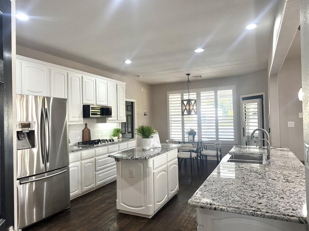 1552 Penny Lane