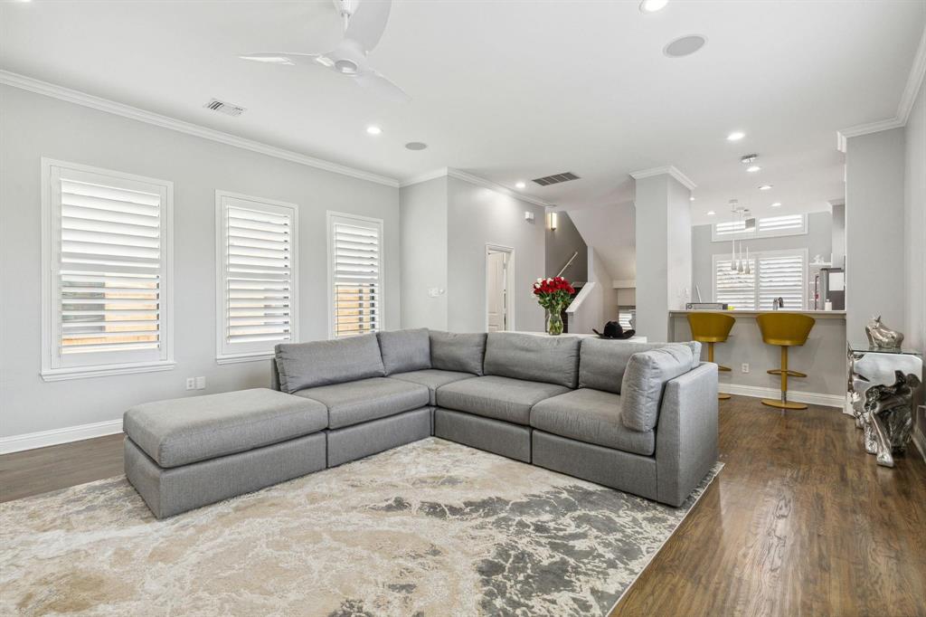 612 Skyline Bluff Drive